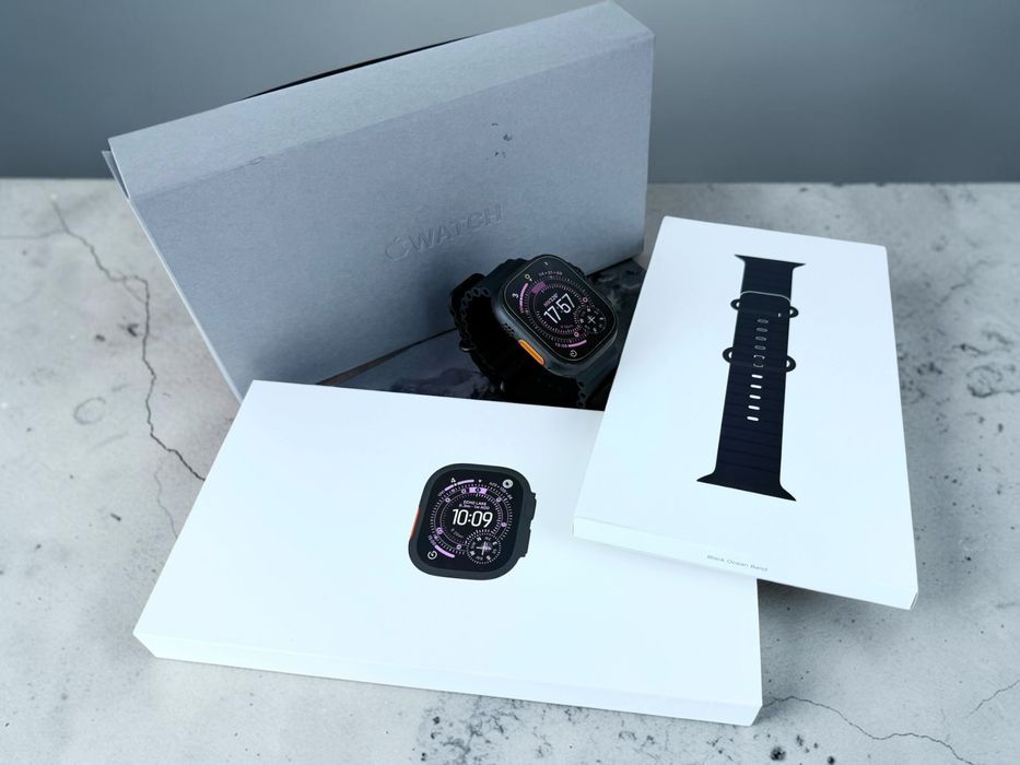 Apple Watch Ultra 3 49mm Cellular Black Titanium Black Ocean Band Гаранция!