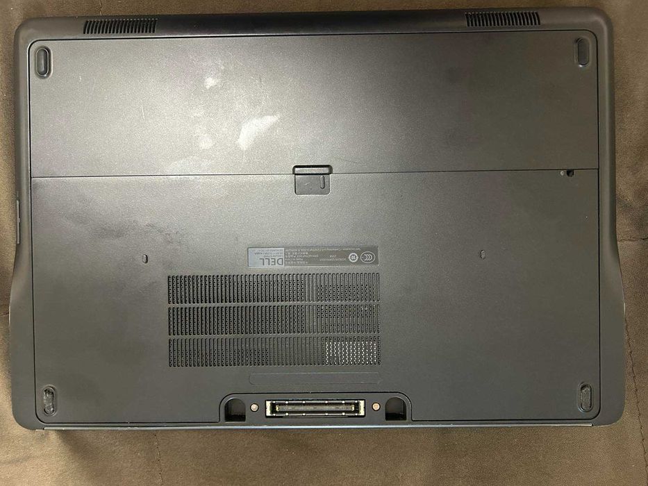 14 инчов лаптоп 8GB/128GB I5 - Dell Latitude E7440