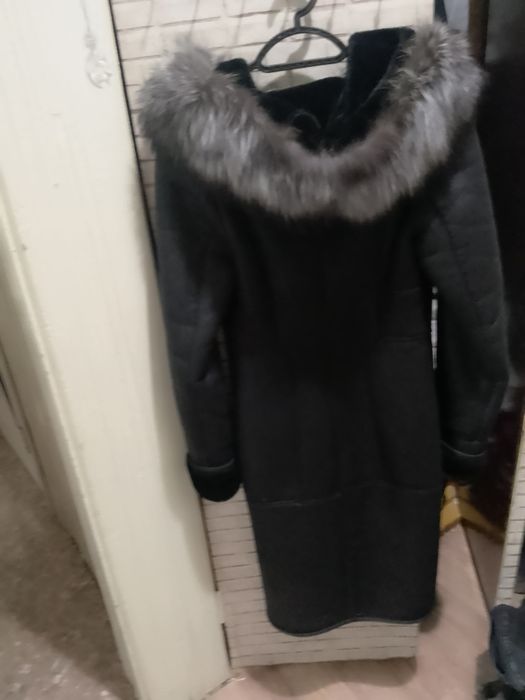 Продам дубленку женскую