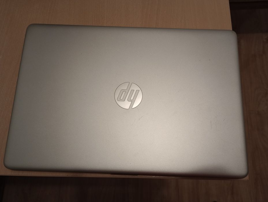 Laptop HP utilizat.