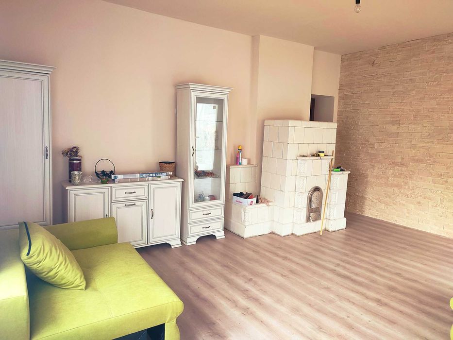 Închiriez sau vând parter vila ultracentral