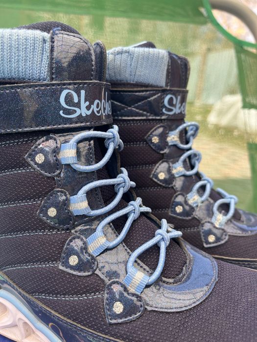 Ботинки Skechers на девочку 37р