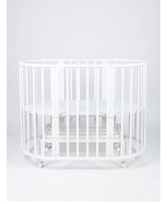 Детская кроватка-с маятником