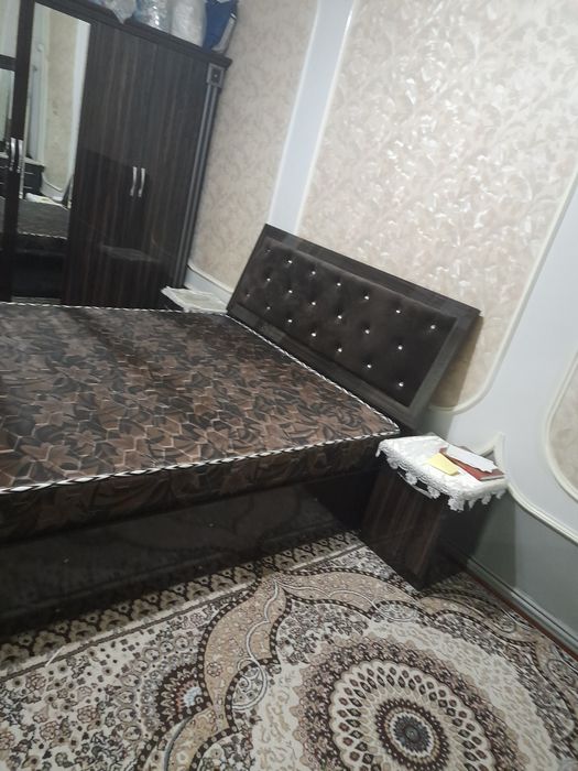 Спалний гарнитура срочно сотилади