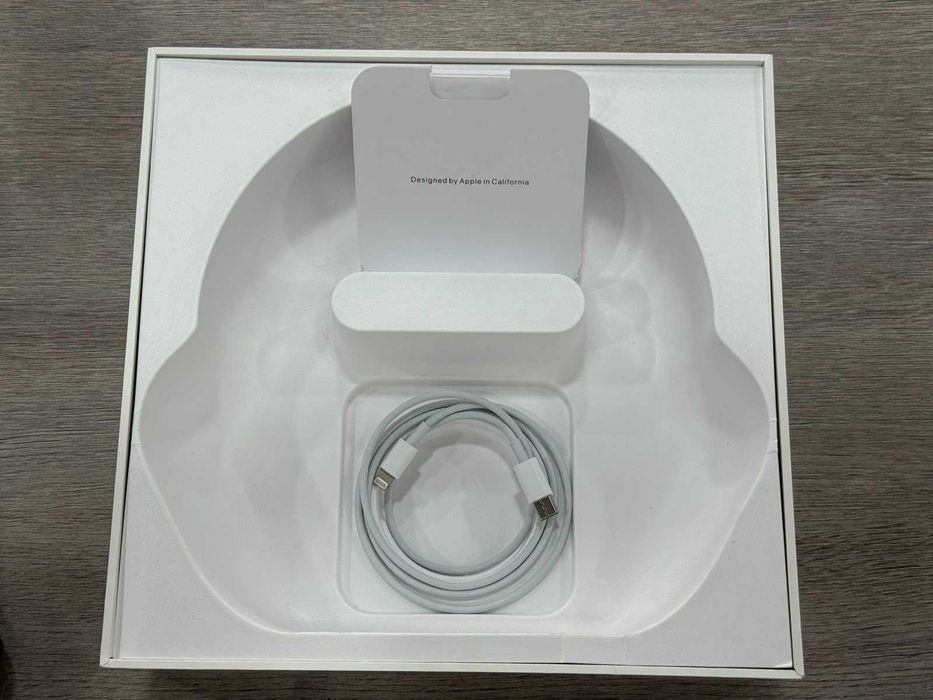 Apple AirPods Max – Space Gray