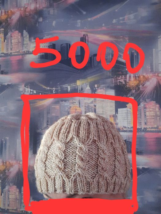 Разные головные уборы и манишки