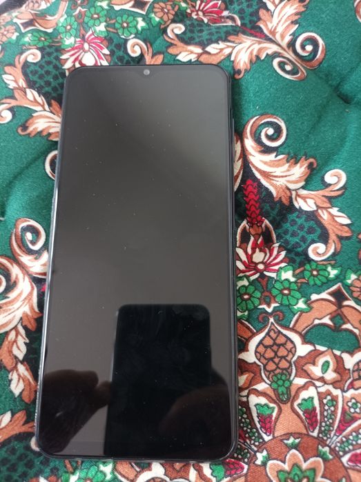 Самсунг а13 сотилади