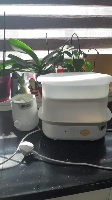 Sterilizator si încălzitor biberoane Tomme Tippe