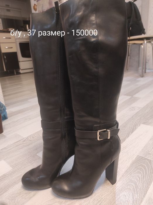 Сапожки женские в отличном состоянии!
