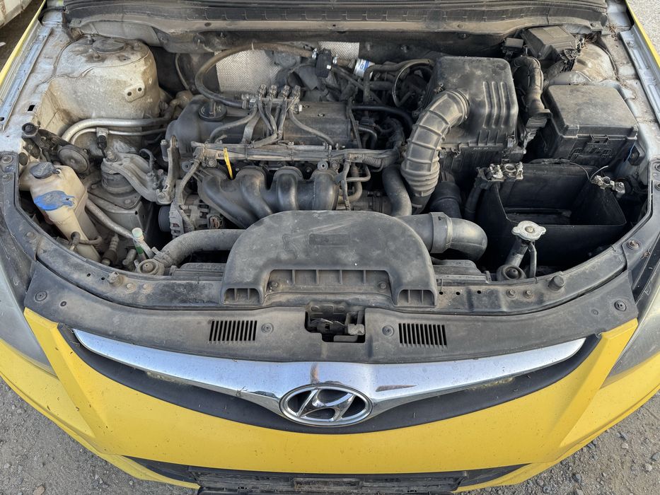 Hyundai i30 1.4i 109hp 2010г На части