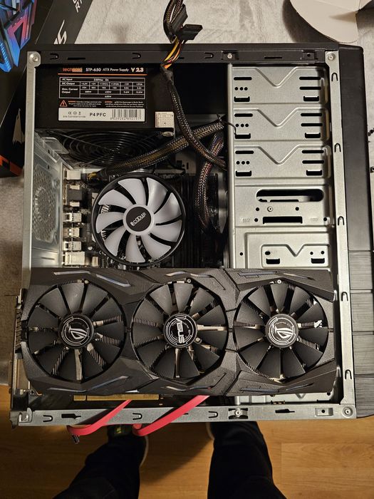 Pc low gaming  gtx 1070 8gb
