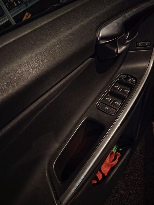 Vând Volvo XC60 2litri an 2012