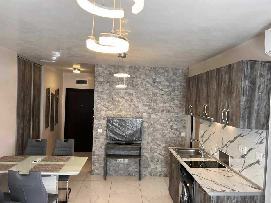 Дава се под наем Тристаен апартамент в София, Надежда 2 - 80 кв.м за 714 € - Снимка #2