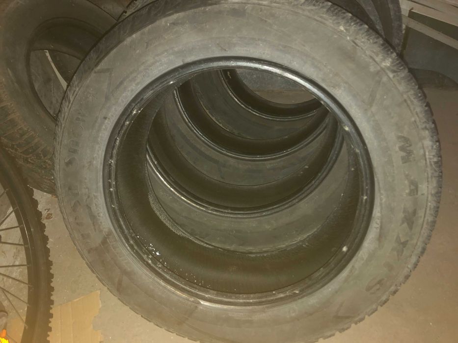 Зимни гуми, 4 броя