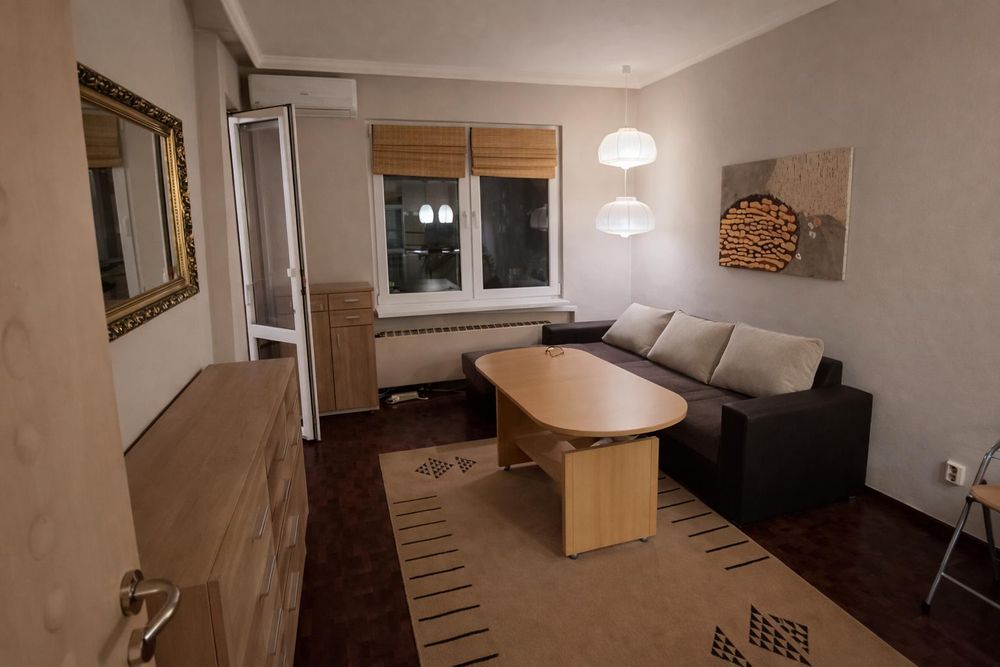 Дава се под наем Двустаен апартамент в София, Лозенец - 70 кв.м за 687.99 € - Снимка #1