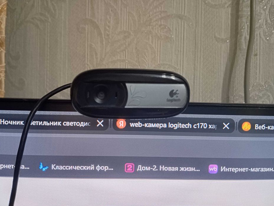 Logitech Webcam C170 веб камера продам