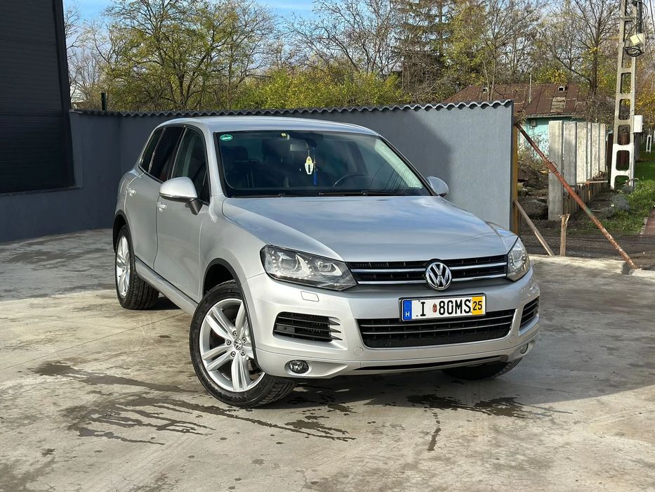 Volkswagen Touareg 2012 3.0TDi 245 CP 4x4 Aut Clima Piele Navi Xenon/LED, Recent Adus