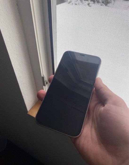 Iphone 11 alb perfect