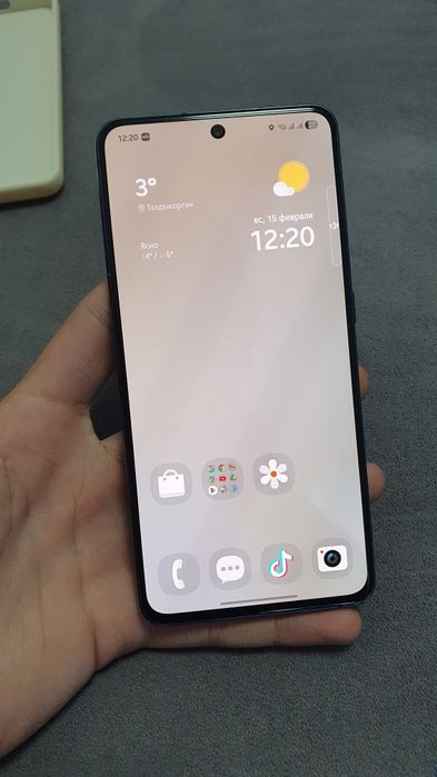 Samsung S21 FE 5G| 8/256 гб