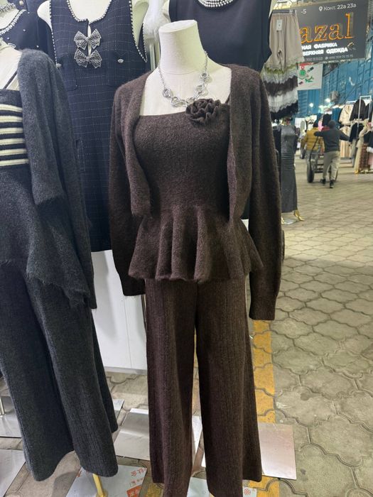 Аеллар кийимлари, двойка куйлеклар