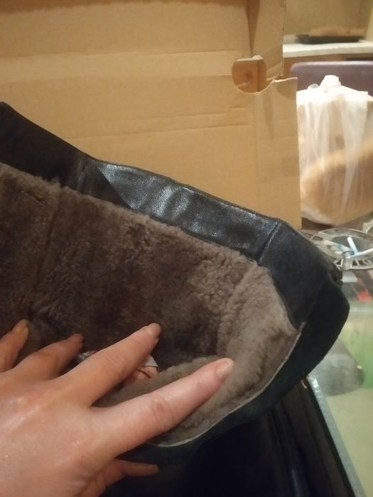 Продам зимние женские сапоги