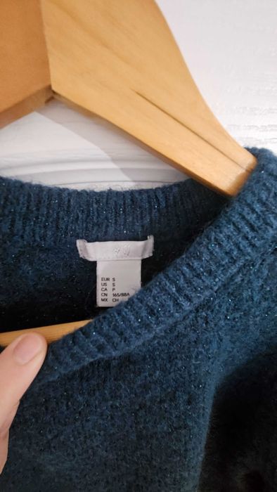 Дамска блуза с блестящи нишки HM