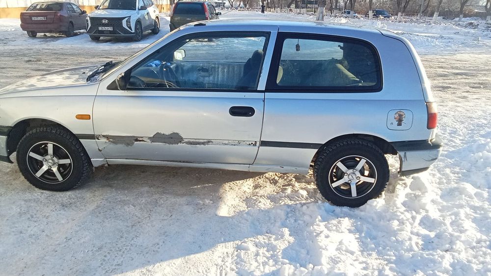 Nissan Sunny . Продам