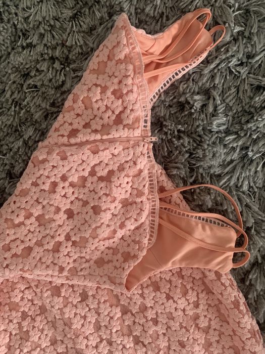 Rochie eleganta corai