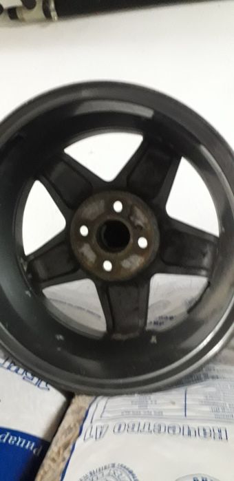 Продавам Джанти за Голф Кънтри, вежди, оригинални.