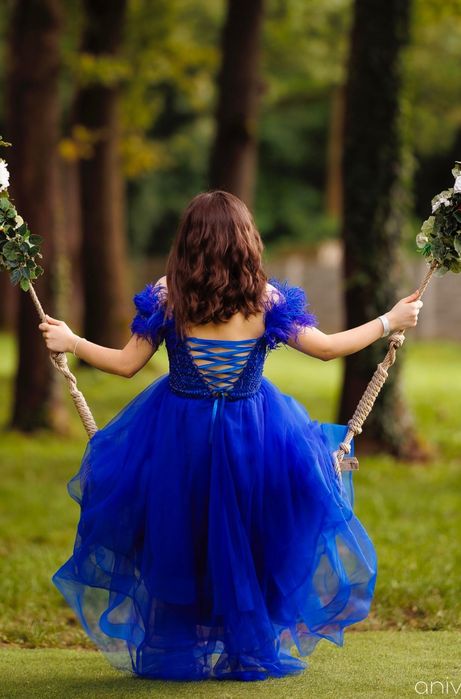 Rochie albastră elegantă