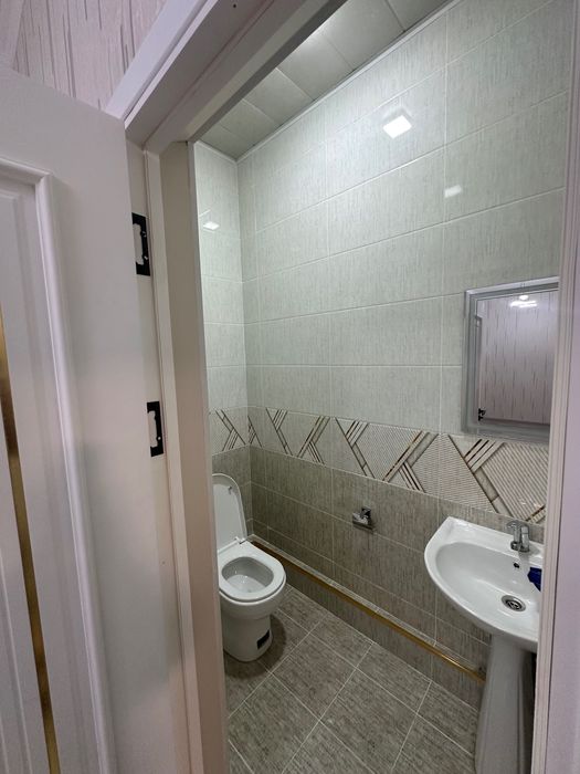 Novostroykadan 3 xonali kvartira srochno sotiladi.