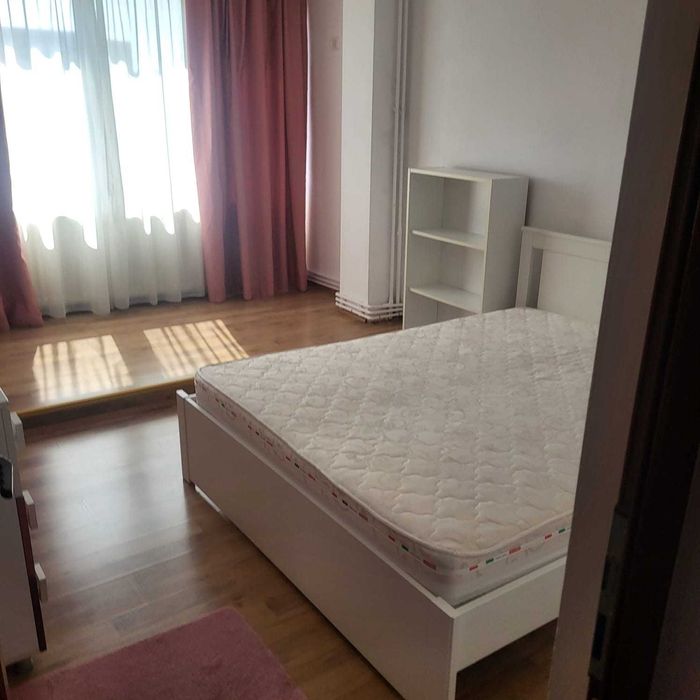 inchiriez pe termen lung apartament in Arad ,zona Podgoria