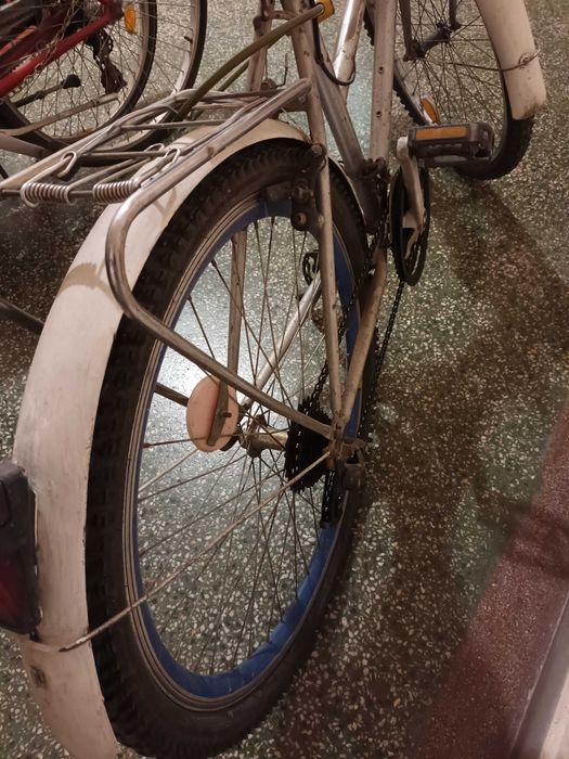 Vind Bicigleta cu viteze la 220 LEI in Arad