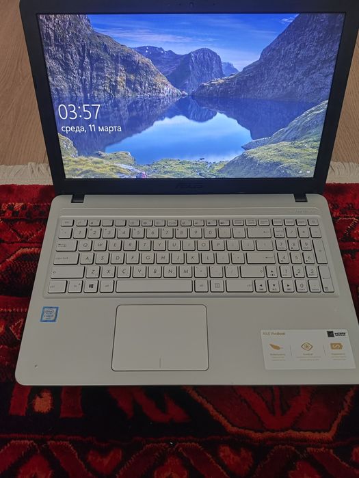 Пррдам ноутбук ASUS X543U Core i3 6100U
