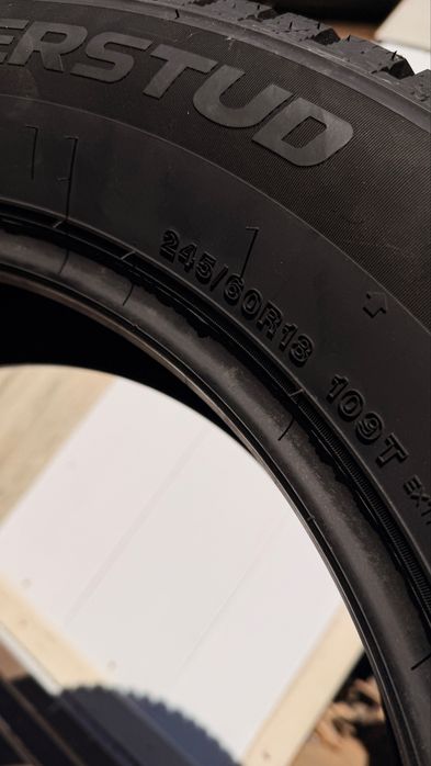 Шины зима шипованные 245/60 R18