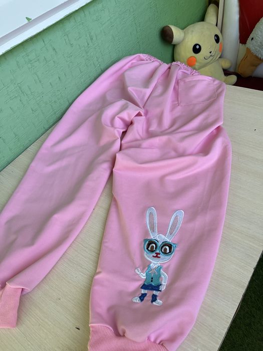 Продам трико на девочкк