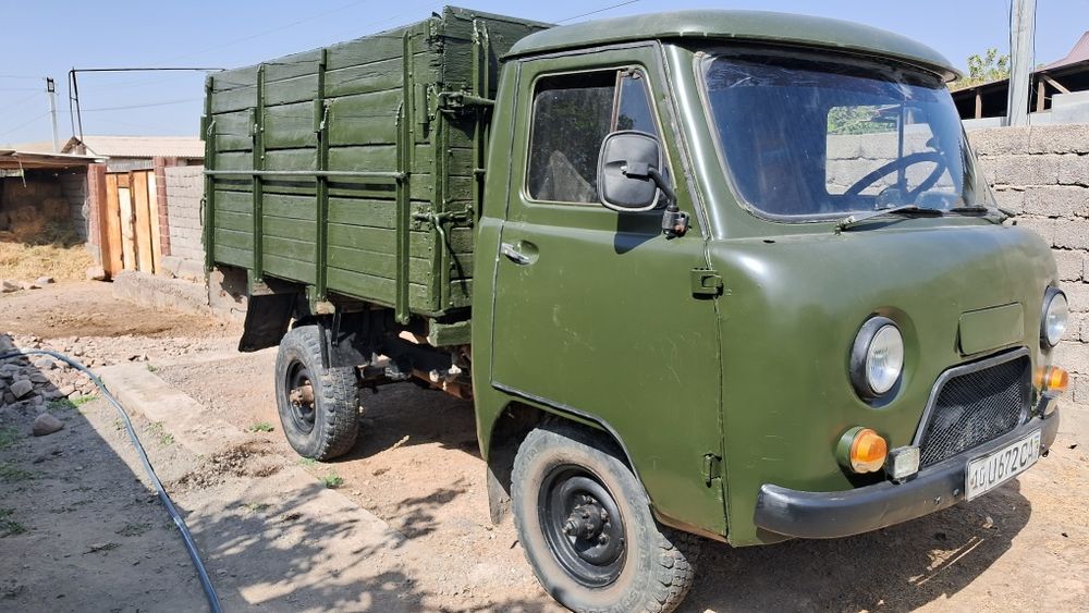 UAZ452D  sotiladi olgan odam baraka topadi