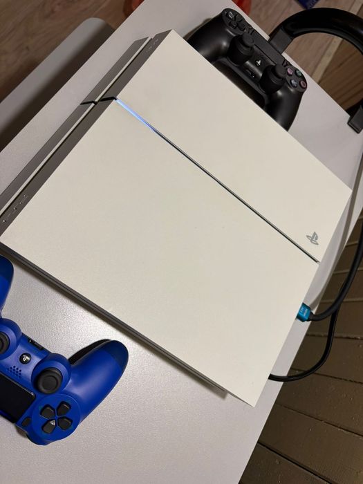 Sony playstation 4   ps4 playstation 4