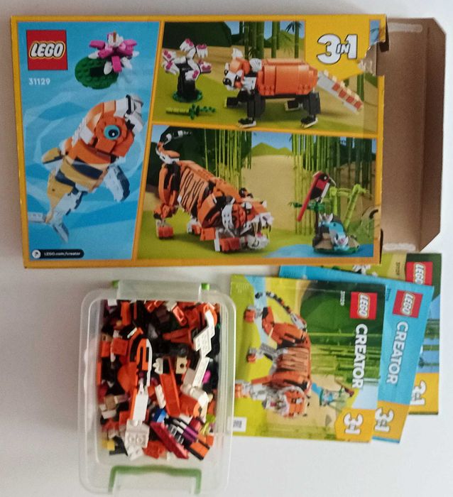 LEGO® Friends Къща лодка на канала и Магазин за палачинки и LEGO® Creator Величествен тигър Лего класик и LEGO® Disney Спалнята в замъка на Рапунцел