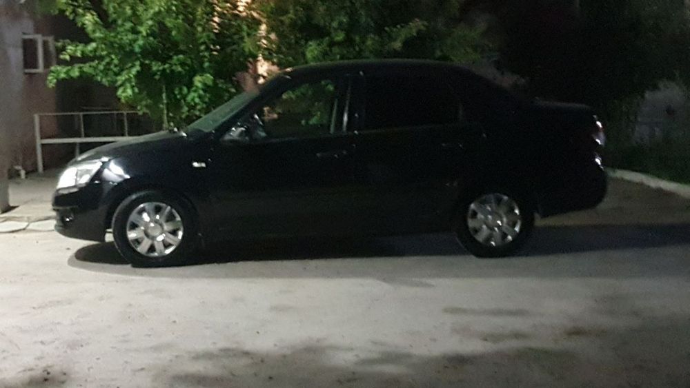 Лада машина сотилади