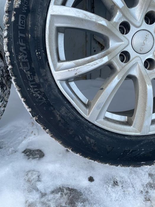 Резина зимняя  с дисками