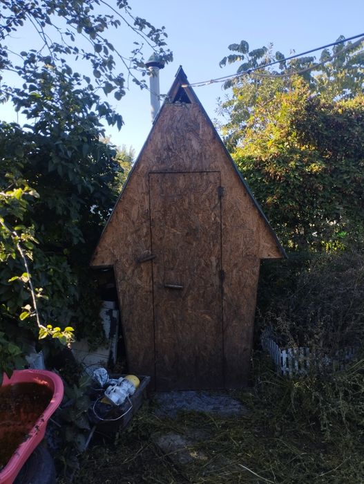 Продам дачу  на мирном.