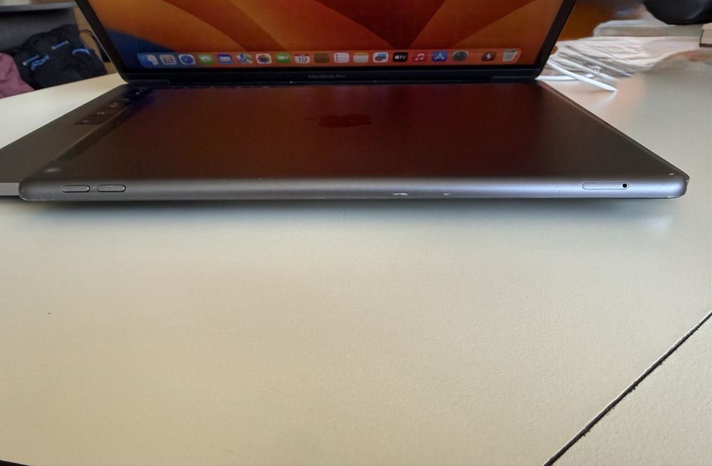 iPad 8th 2020 Wifi + Cellular