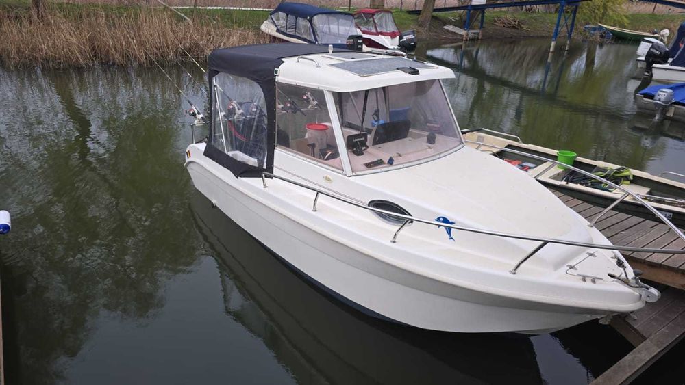 Vand barca cabinata Selva SPA 5.5 m + motor Mercury 115 CP + peridoc