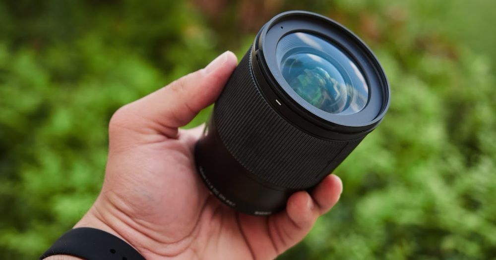 Sigma 16 mm f1.4 eos m