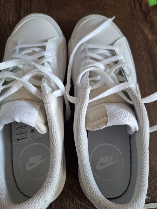 Adidași Nike 38 !