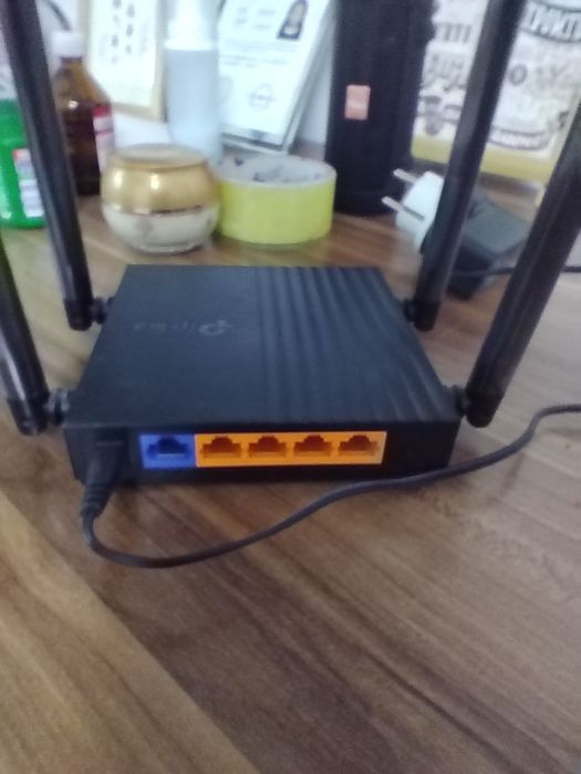 Продам роутер tp-link