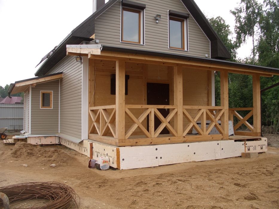 Construim foișoare și terase