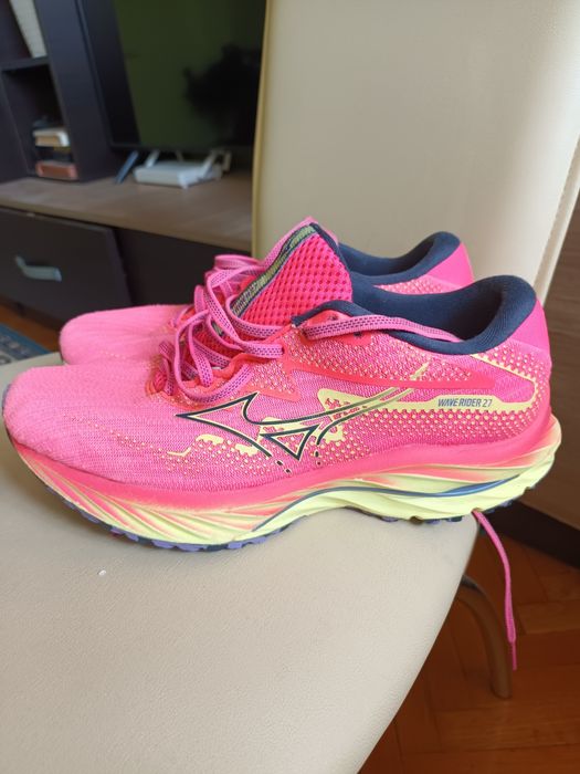 Adidași mizuno nr 37