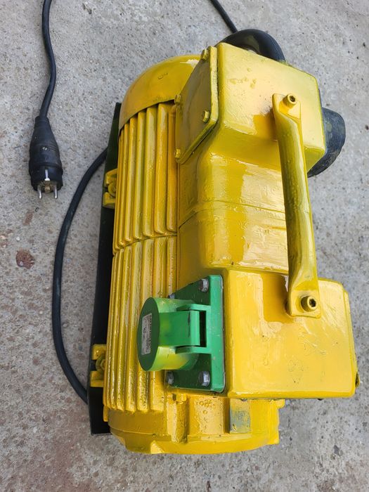 Vibrator    beton